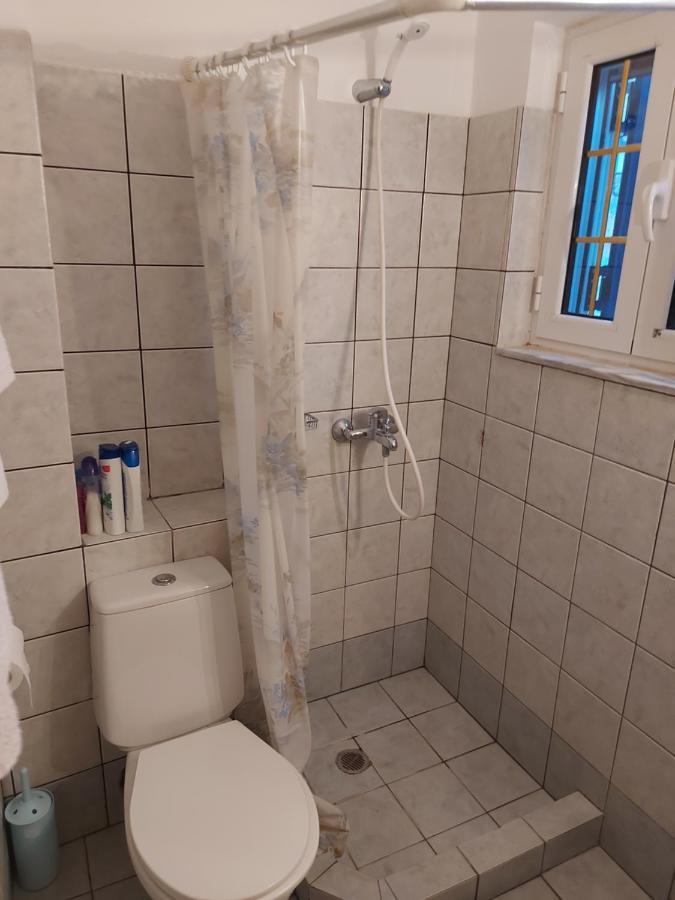 Matina Apartments Tyros Bagian luar foto