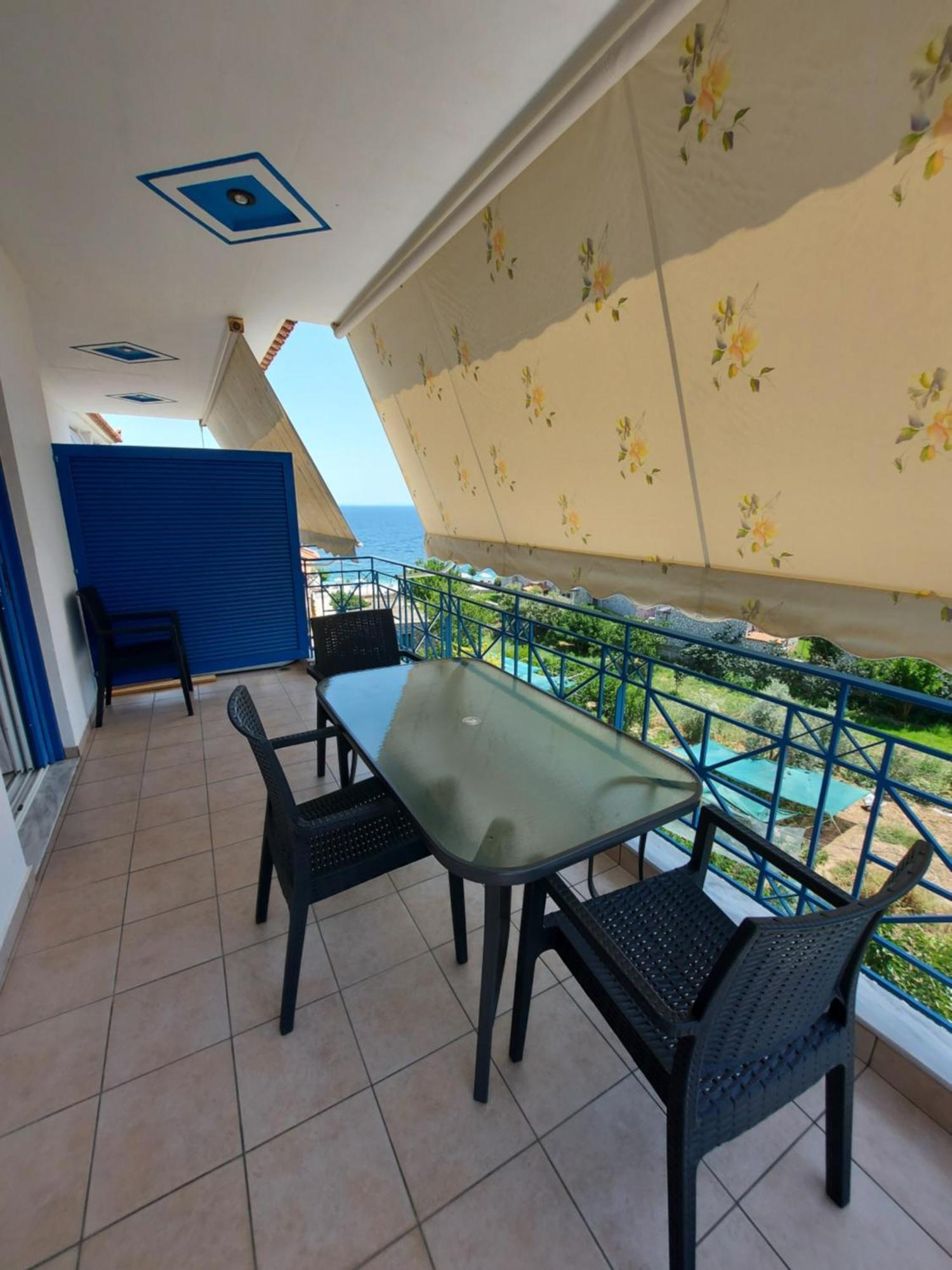 Matina Apartments Tyros Ruang foto
